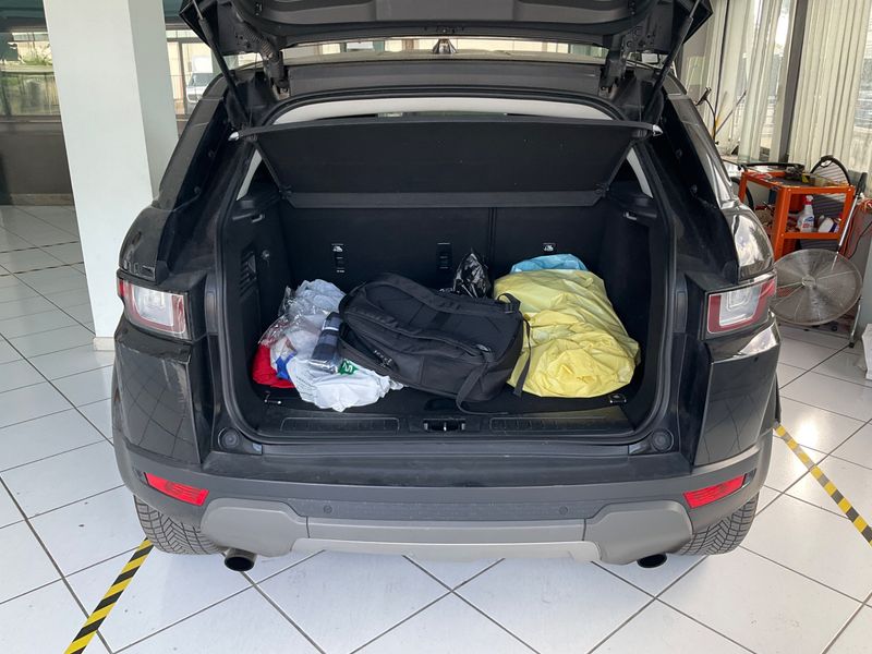 Land Rover Evoque 2.0 Td4 SE 2018 – снимка 29