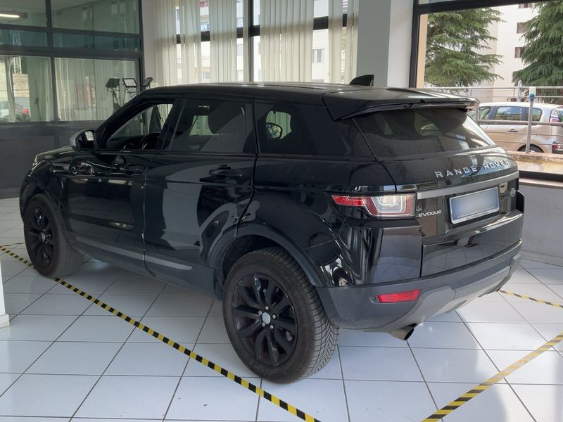 Land Rover Evoque 2.0 Td4 SE 2018 – снимка 6