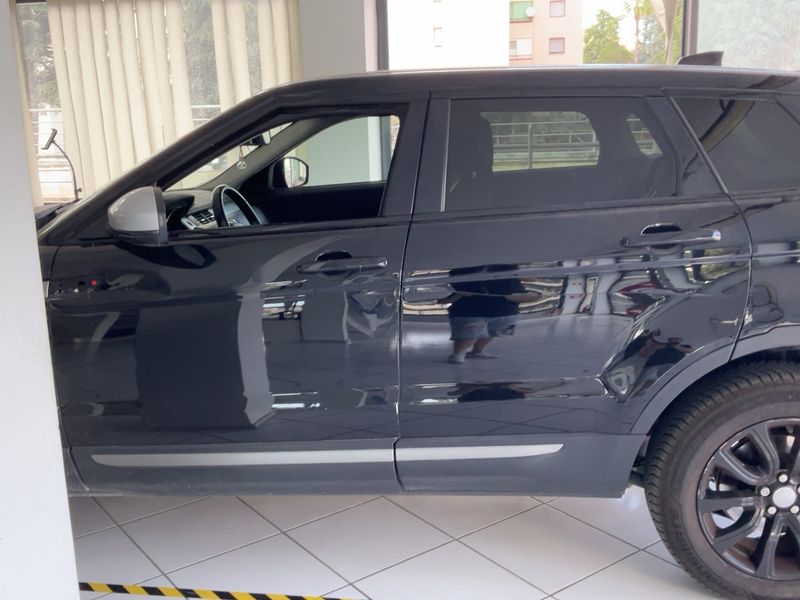 Land Rover Evoque 2.0 Td4 SE 2018 – снимка 4