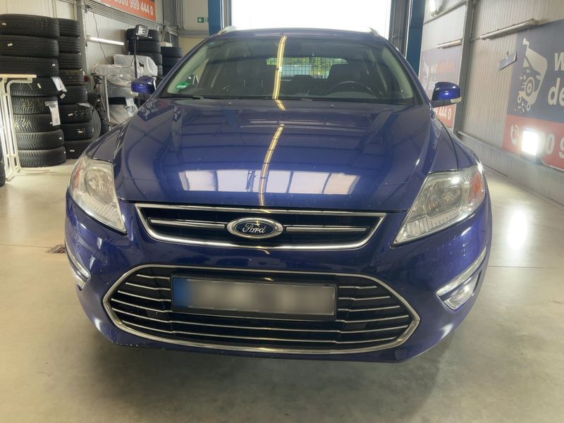 Ford Mondeo 2.0 EcoBoost Titanium 2014 – снимка 14