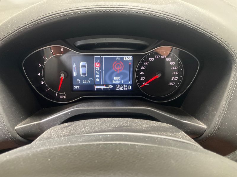 Ford Mondeo 2.0 EcoBoost Titanium 2014 – снимка 19