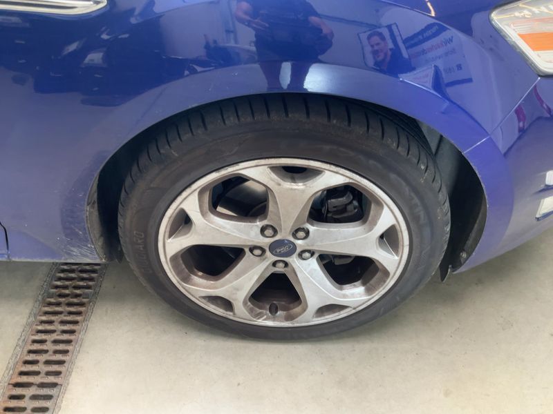 Ford Mondeo 2.0 EcoBoost Titanium 2014 – снимка 11
