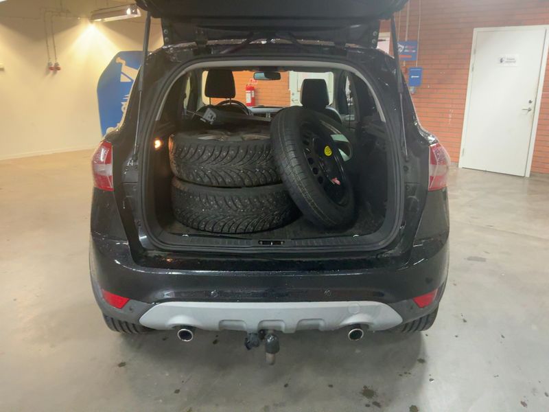 Ford Kuga 2.0 TDCi Titanium 2012 – снимка 16