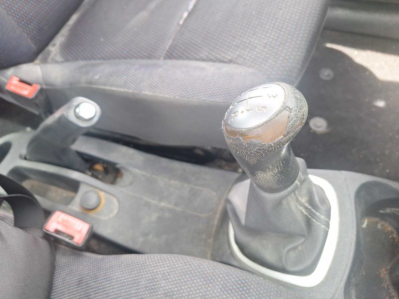 Renault Clio 1.5 dCi Dynamique 2009 – снимка 62