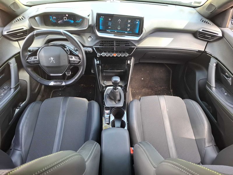 Peugeot 2008 1.2 PureTech GT 2021 – снимка 11