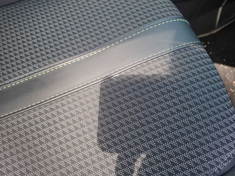 Peugeot 2008 1.2 PureTech GT 2021 – снимка 43