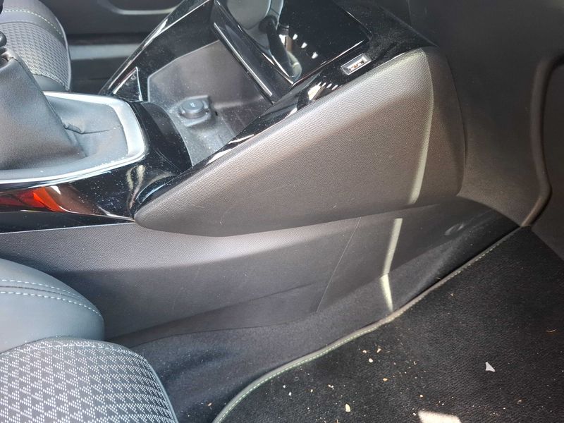 Peugeot 2008 1.2 PureTech GT 2021 – снимка 46