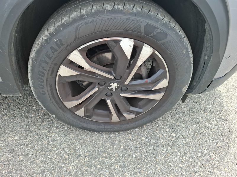 Peugeot 2008 1.2 PureTech GT 2021 – снимка 23