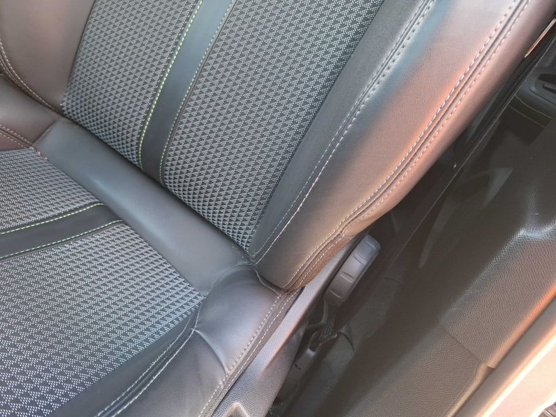 Peugeot 2008 1.2 PureTech GT 2021 – снимка 61