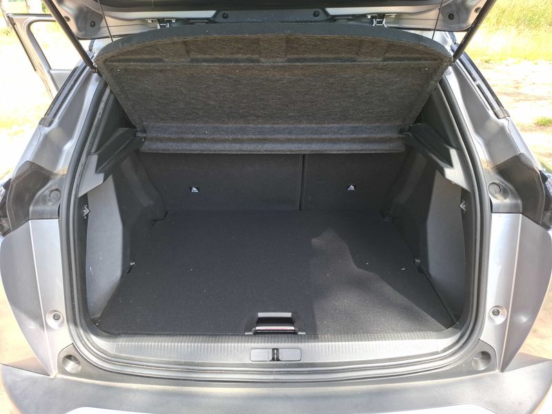 Peugeot 2008 1.2 PureTech GT 2021 – снимка 9