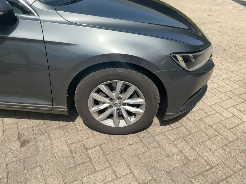 Volkswagen Passat 2.0 TDI Comfortline BlueMotion Tech 2016 – снимка 11