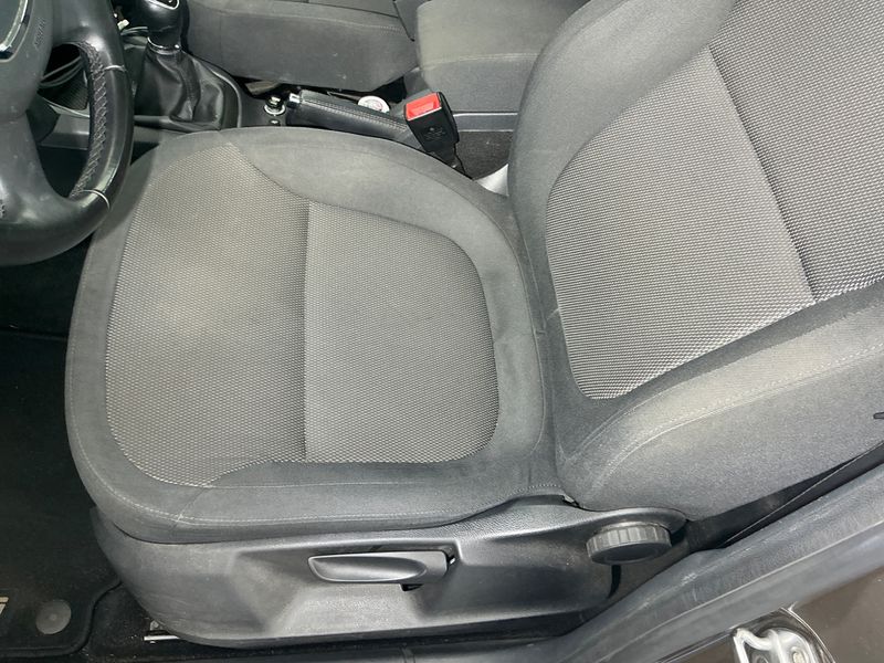 Skoda Yeti 1.6 TDI GreenLine 2013 – снимка 37