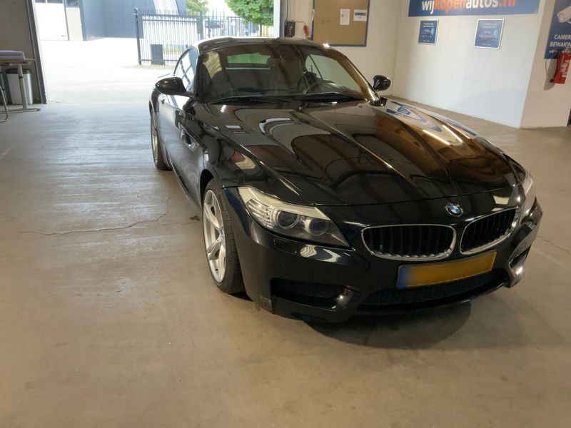 BMW Z4 sDrive 30i 2011 – снимка 12
