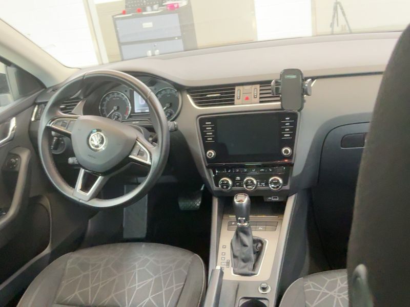 Skoda Octavia 2.0 TDI Clever 2018 – снимка 18