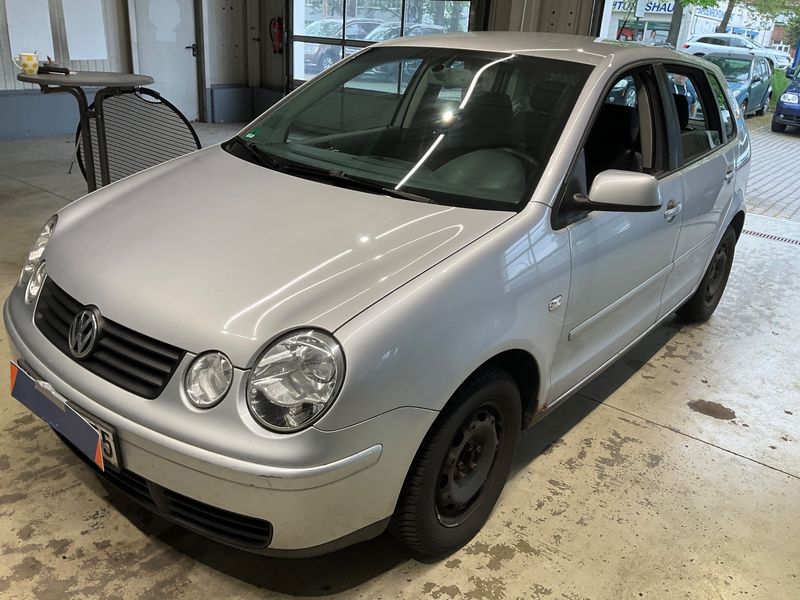 Volkswagen Polo 1.2 Cricket 2004 – снимка 1
