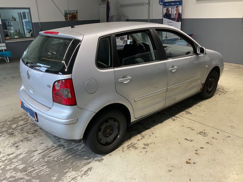 Volkswagen Polo 1.2 Cricket 2004 – снимка 2