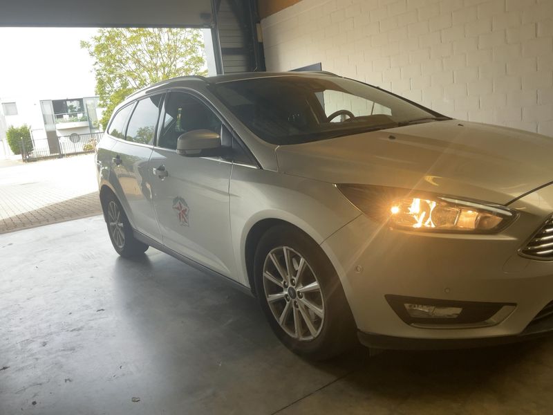 Ford Focus 2.0 TDCi Titanium 2015 – снимка 12