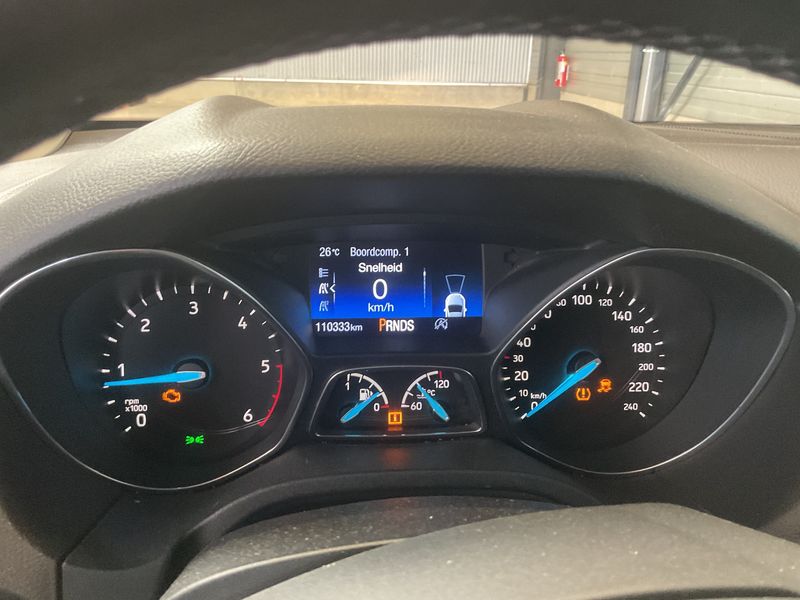 Ford Focus 2.0 TDCi Titanium 2015 – снимка 18