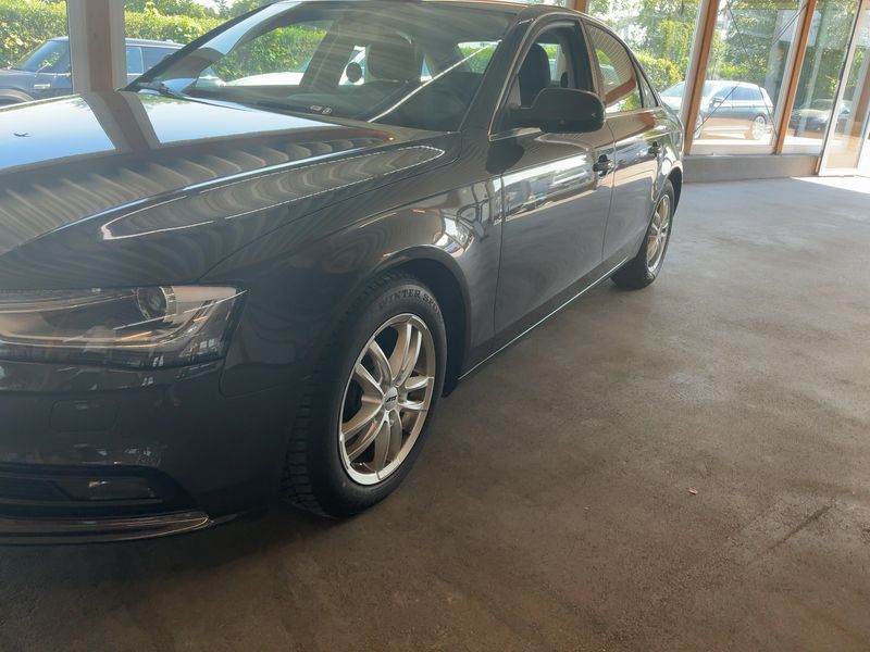 Audi A4 2.0 TDI Ambition 2015 – снимка 2