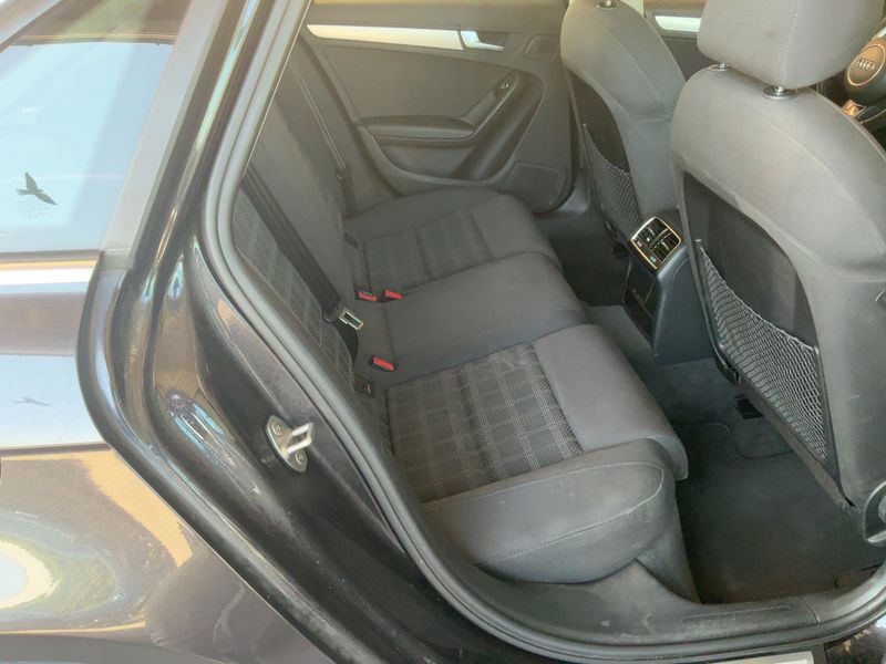 Audi A4 2.0 TDI Ambition 2015 – снимка 14