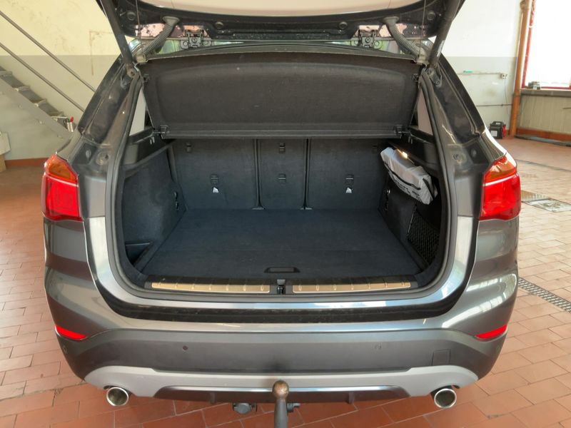 BMW X1 xDrive 20d Sport Line 2017 – снимка 16