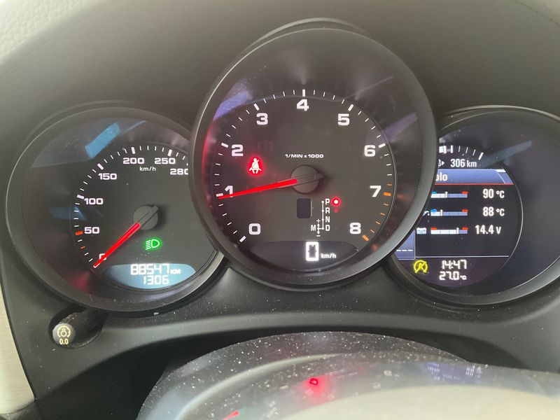 Porsche Macan Basis 2019 – снимка 18