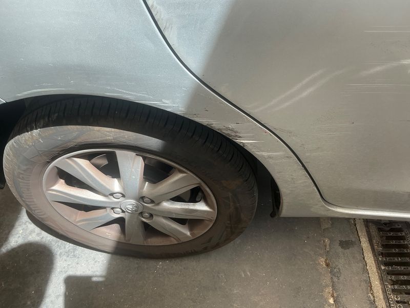 Toyota Yaris 1.33 Dual VVT-i Club 2013 – снимка 23