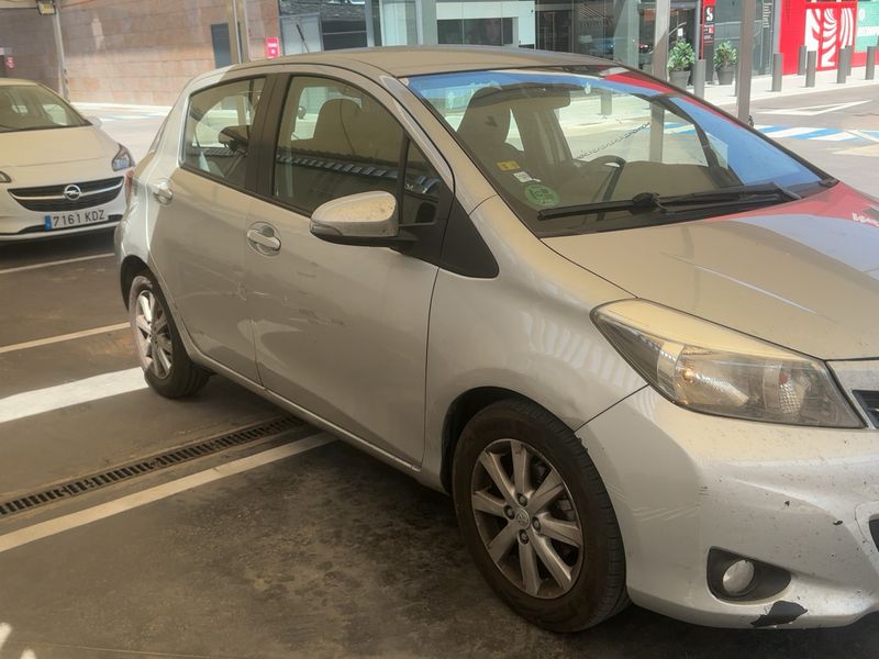 Toyota Yaris 1.33 Dual VVT-i Club 2013 – снимка 12