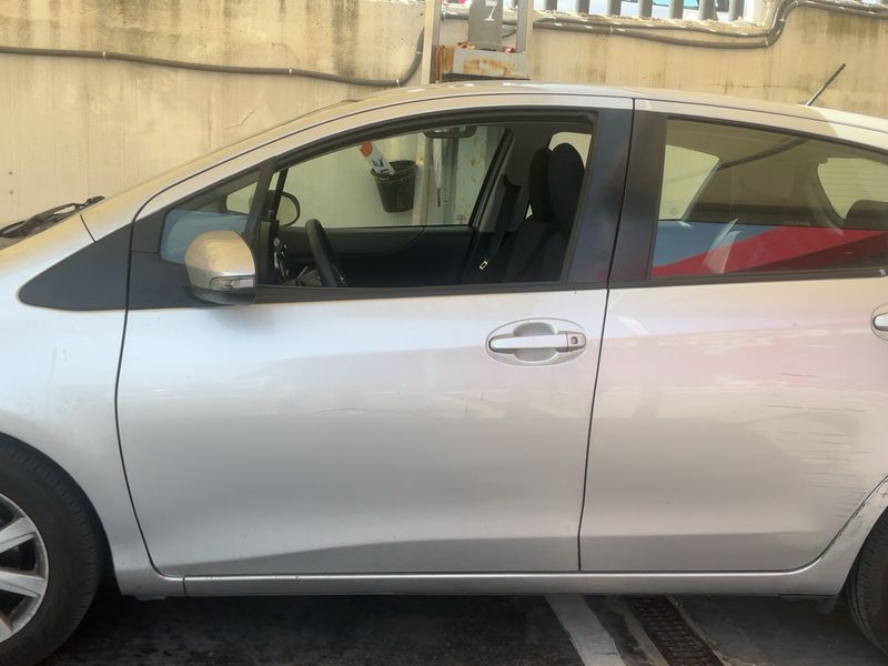 Toyota Yaris 1.33 Dual VVT-i Club 2013 – снимка 4