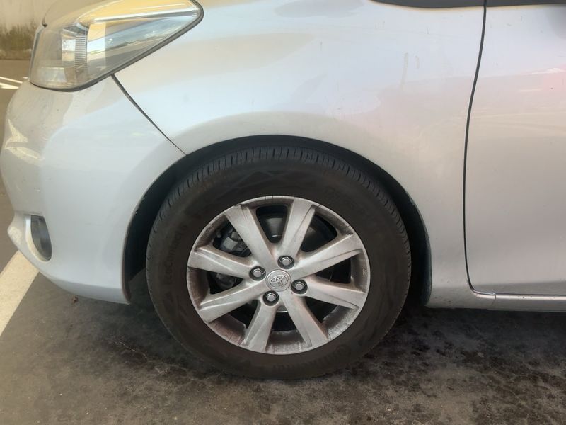 Toyota Yaris 1.33 Dual VVT-i Club 2013 – снимка 3