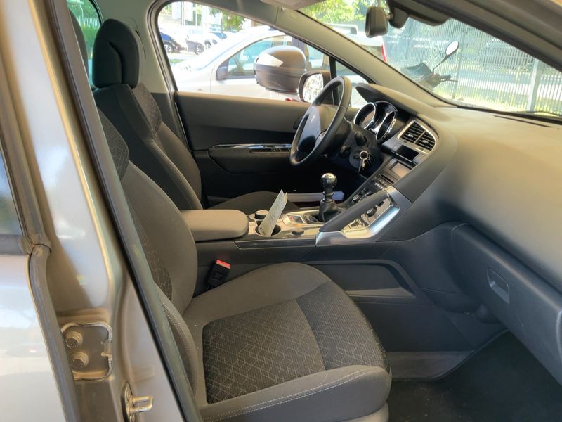 Peugeot 3008 1.6 HDi Active 2014 – снимка 16