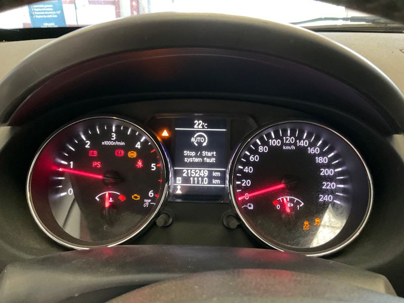 Nissan Qashqai 1.6 dCi N-Tec 2012 – снимка 4