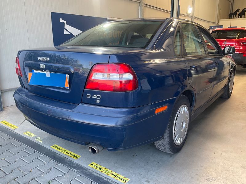 Volvo S40 1.6 2002 – снимка 2