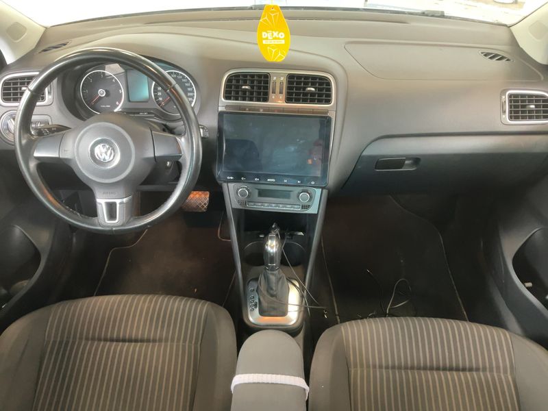 Volkswagen Polo 1.6 TDI Highline 2011 – снимка 17