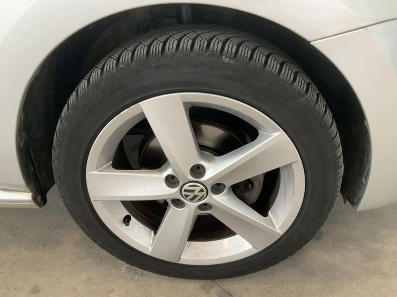 Volkswagen Polo 1.6 TDI Highline 2011 – снимка 11