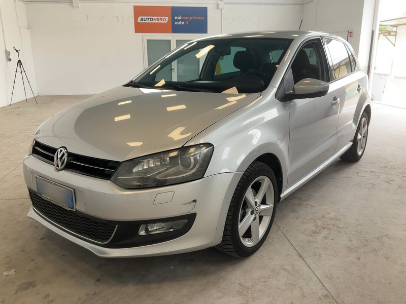 Volkswagen Polo 1.6 TDI Highline 2011 – снимка 1