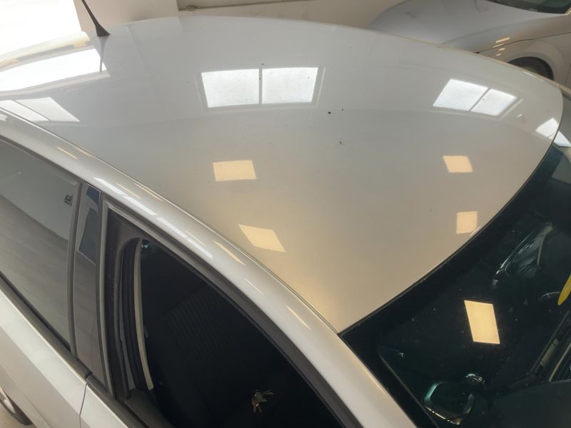 Volkswagen Polo 1.6 TDI Highline 2011 – снимка 13