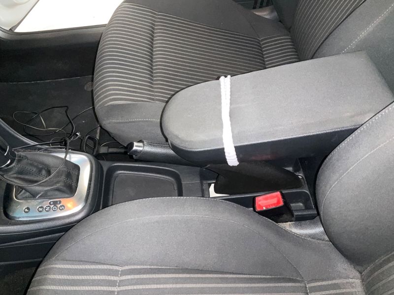 Volkswagen Polo 1.6 TDI Highline 2011 – снимка 22