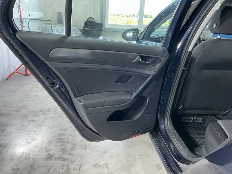 Volkswagen Golf VII 1.2 TSI Cool BlueMotion Tech 2014 – снимка 35