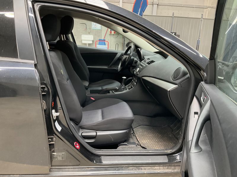 Mazda 3 2.2 Turbodiesel High-Line 2009 – снимка 3