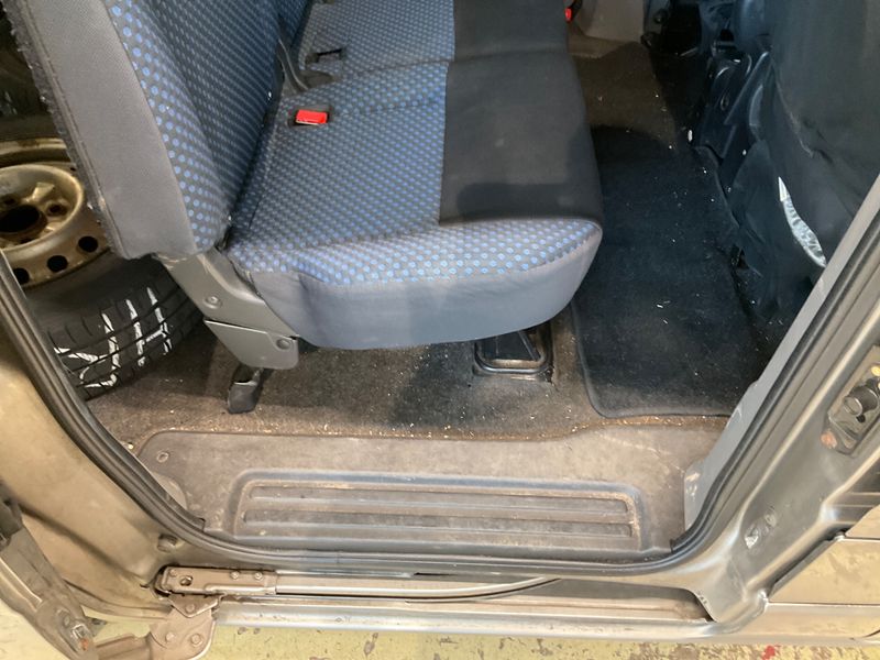 Nissan NV200 Evalia 1.5 dCi Evalia Tekna 2013 – снимка 34
