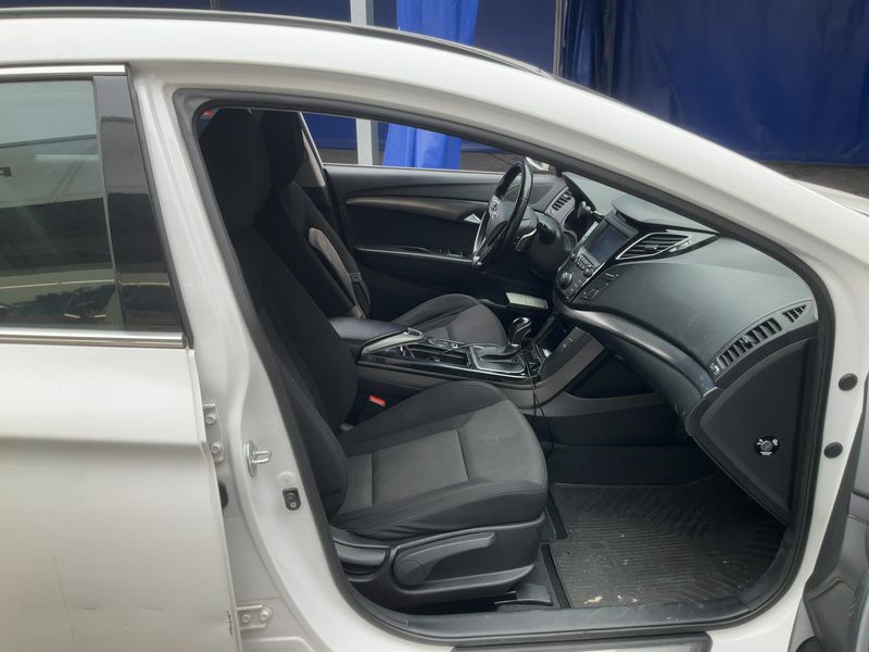 Hyundai i40 1.7 CRDi Business Blue 2018 – снимка 16