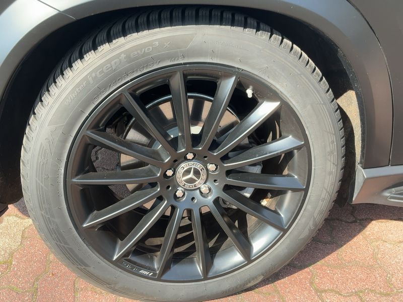 Mercedes-Benz GLE-Klasse GLE 450 d Mild-Hybrid 4Matic AMG Line 2023 – снимка 9