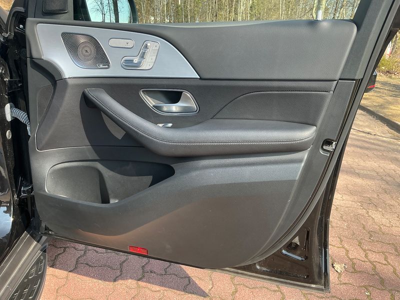 Mercedes-Benz GLE-Klasse GLE 450 d Mild-Hybrid 4Matic AMG Line 2023 – снимка 26
