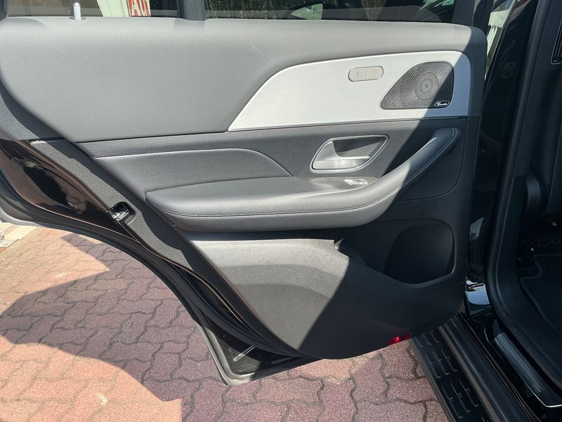 Mercedes-Benz GLE-Klasse GLE 450 d Mild-Hybrid 4Matic AMG Line 2023 – снимка 31