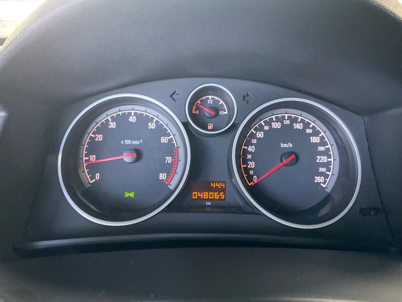 Opel Astra 1.6 Edition 2009 – снимка 4