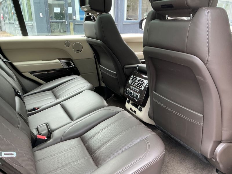 Land Rover Range Rover 4.4 SDI Vogue 2015 – снимка 27