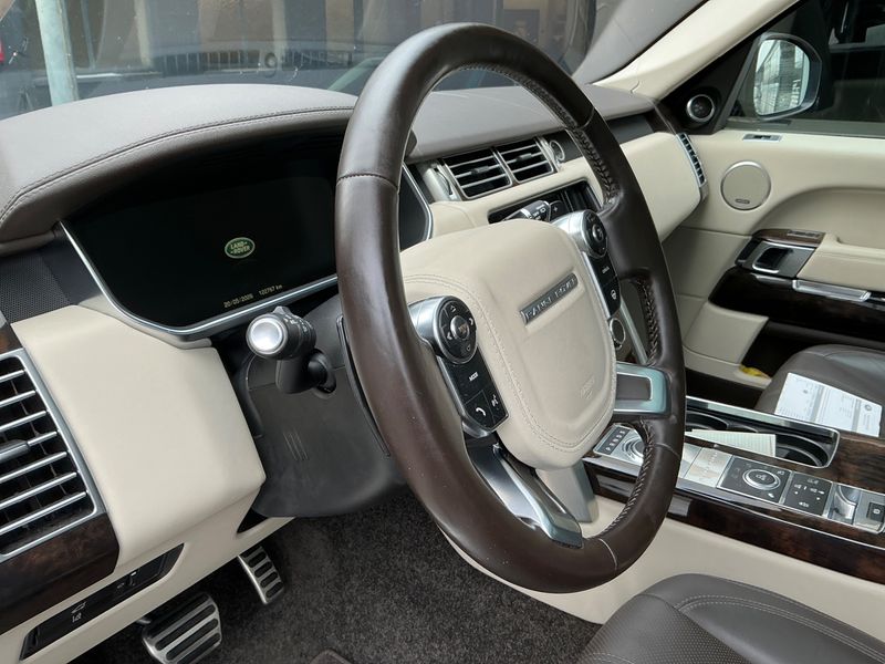 Land Rover Range Rover 4.4 SDI Vogue 2015 – снимка 38