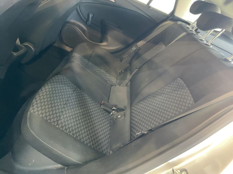 Opel Astra 1.6 CDTI DPF Edition 2017 – снимка 19