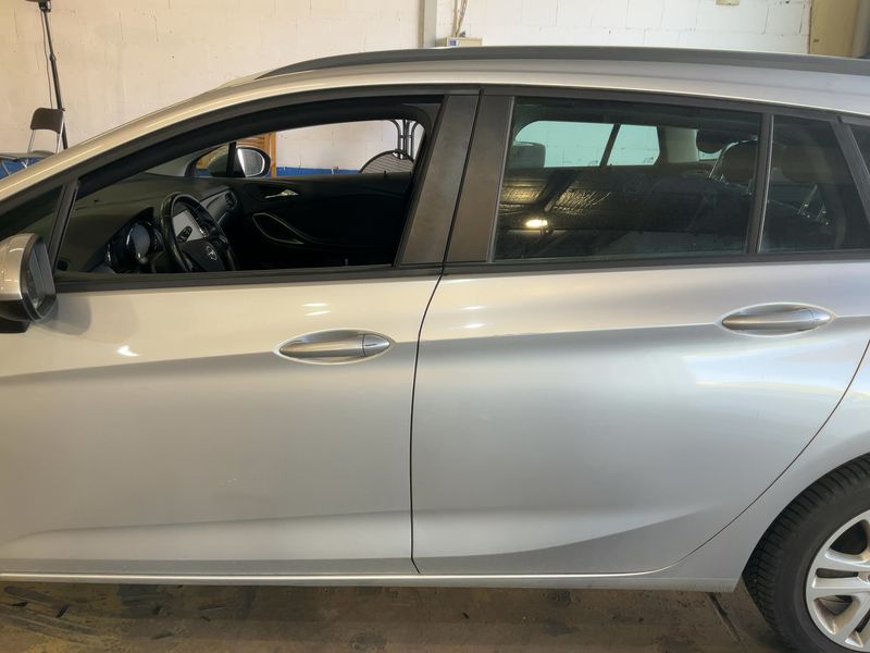 Opel Astra 1.6 CDTI DPF Edition 2017 – снимка 4